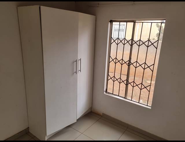 2 BEDROOM HOUSE FOR SALE IN EVATON WEST